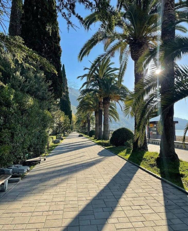 Calipso Sea Hotel Gagra Eksteriør billede